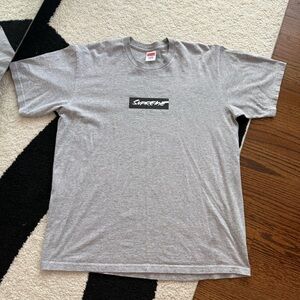 Supreme T-Shirt
